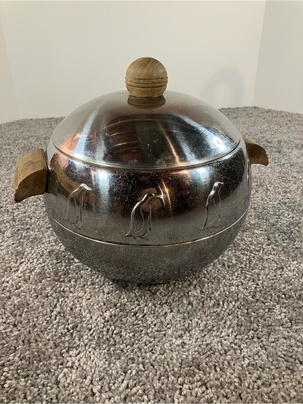 Vtg West Bend Penguin Hot Cold Server Ice Bucket Chrome Wood Handles *See Photos